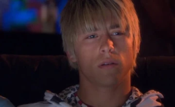 Кадр из «Молокососы» 2 сезон 4 серия