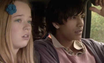 Кадр из «Молокососы» 3 сезон 8 серия