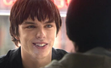 Кадр из сериала Молокососы