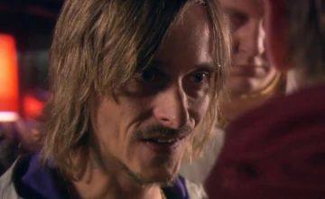 Кадр из «Молокососы» 3 сезон 2 серия