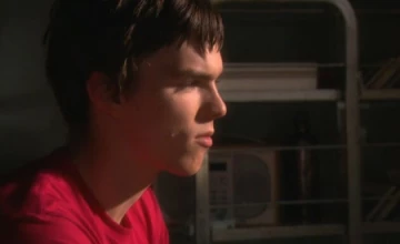 Кадр из «Молокососы» 2 сезон 4 серия