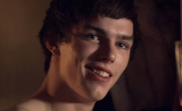 Кадр из «Молокососы» 1 сезон 3 серия